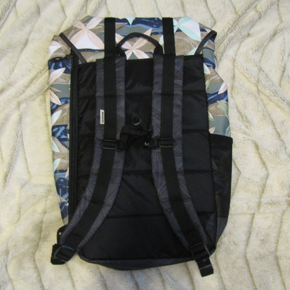 New!  NWT Dakine Backpack Trek 26II Men Women - Picture 2 of 4